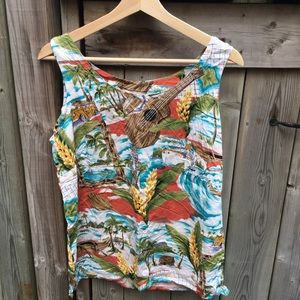 Hawaiian print tank top